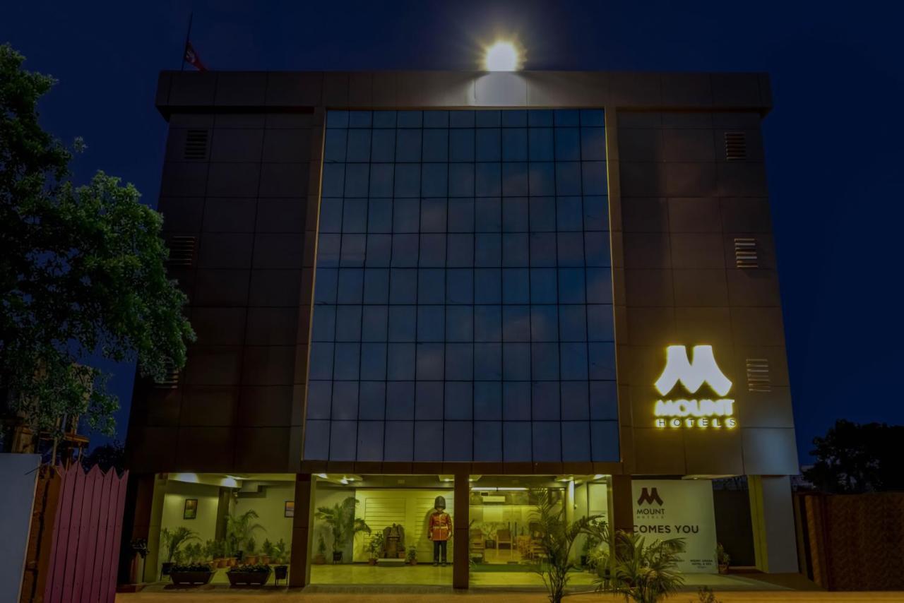 Mount Amara Hotel & Spa, Siliguri Exteriör bild